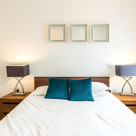 Spacious 2 Bedroom / Earls Court / Kensington ロンドン エクステリア 写真